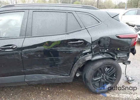 2024 Chevrolet Trax Fwd Activ z USA, uszkodzony, nr VIN KL77LKE21RC107742